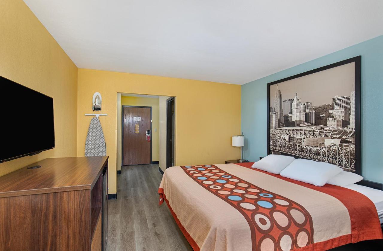 ซูเปอร์ 8 บาย วินด์แฮม เอดดี้วิลล์/คัตตาวา Motel Eddyville ภายนอก รูปภาพ